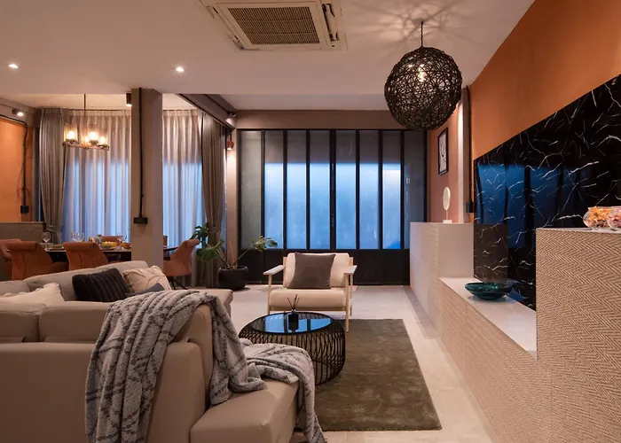 منزل للإقامة Btsthonglor Kingbed Private Baths&balcony Fastwifi